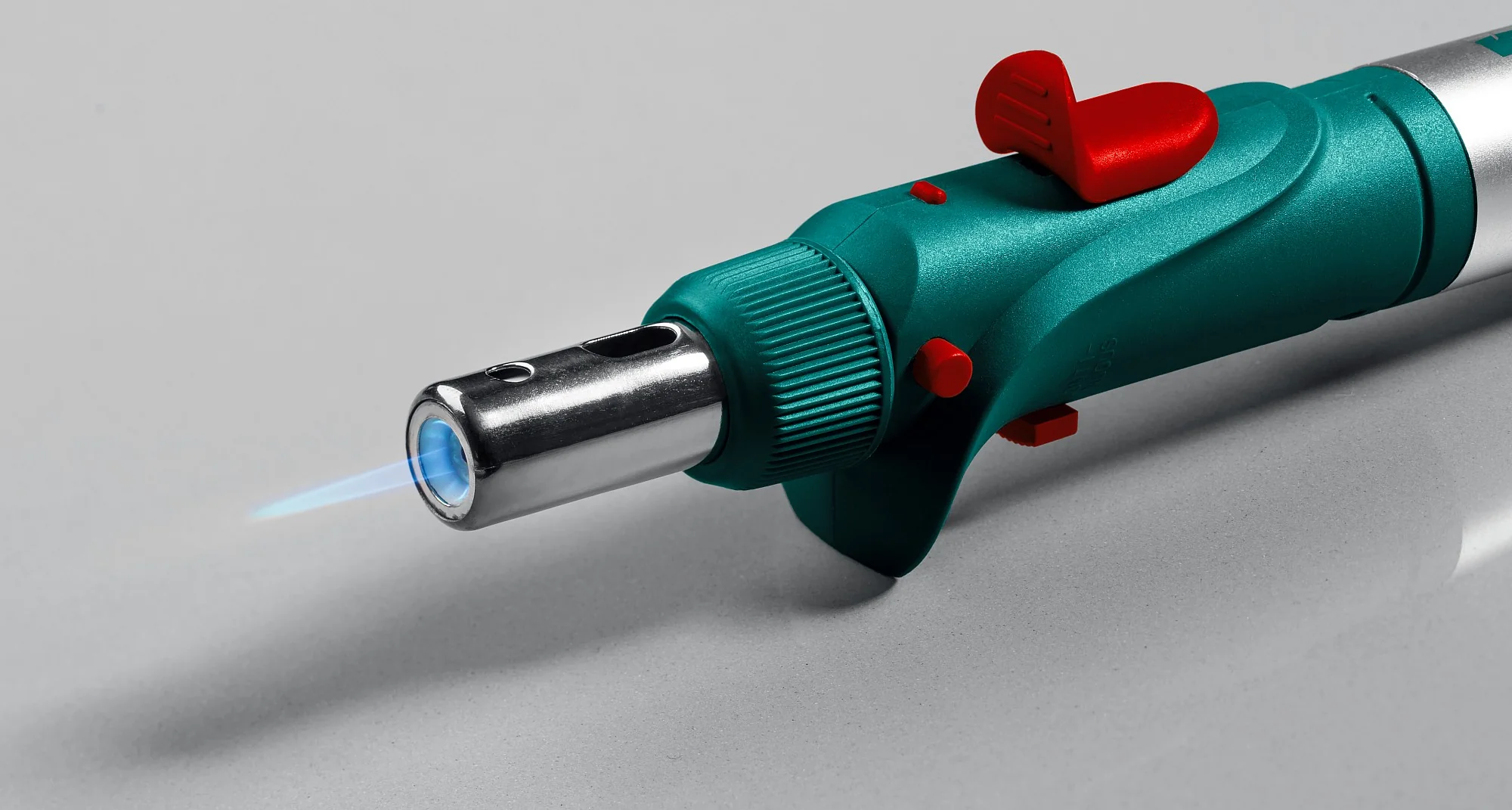 Паяльник газовый KRAFTOOL 120 K, 30 - 120 Вт, 1300°С, горелка, фен, пьезоподжиг, набор 10 в 1 (55503-H10)