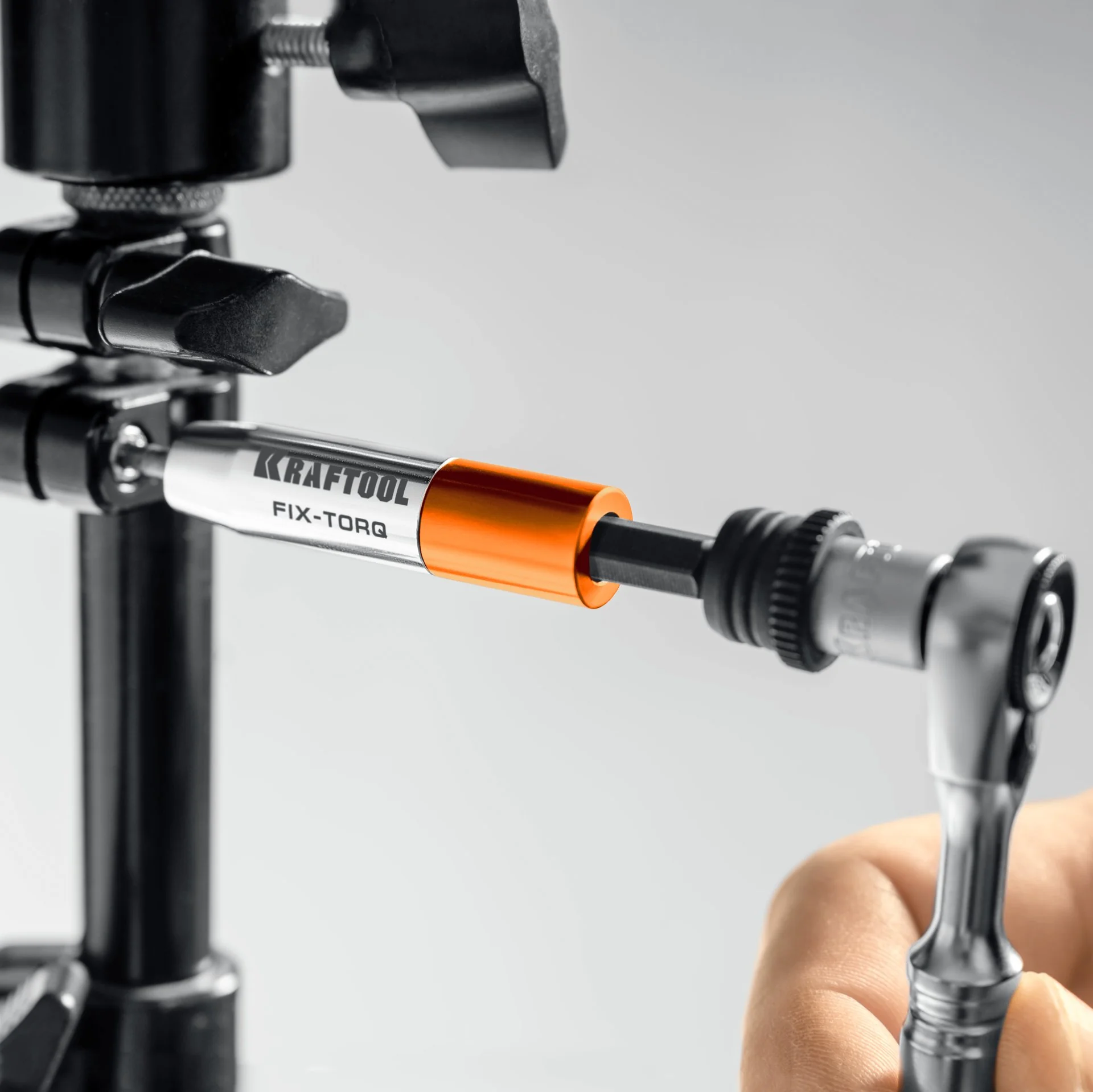 Динамометрический адаптер KRAFTOOL FIX-TORQ, 1.2 Нм, для бит (64035-1.2)