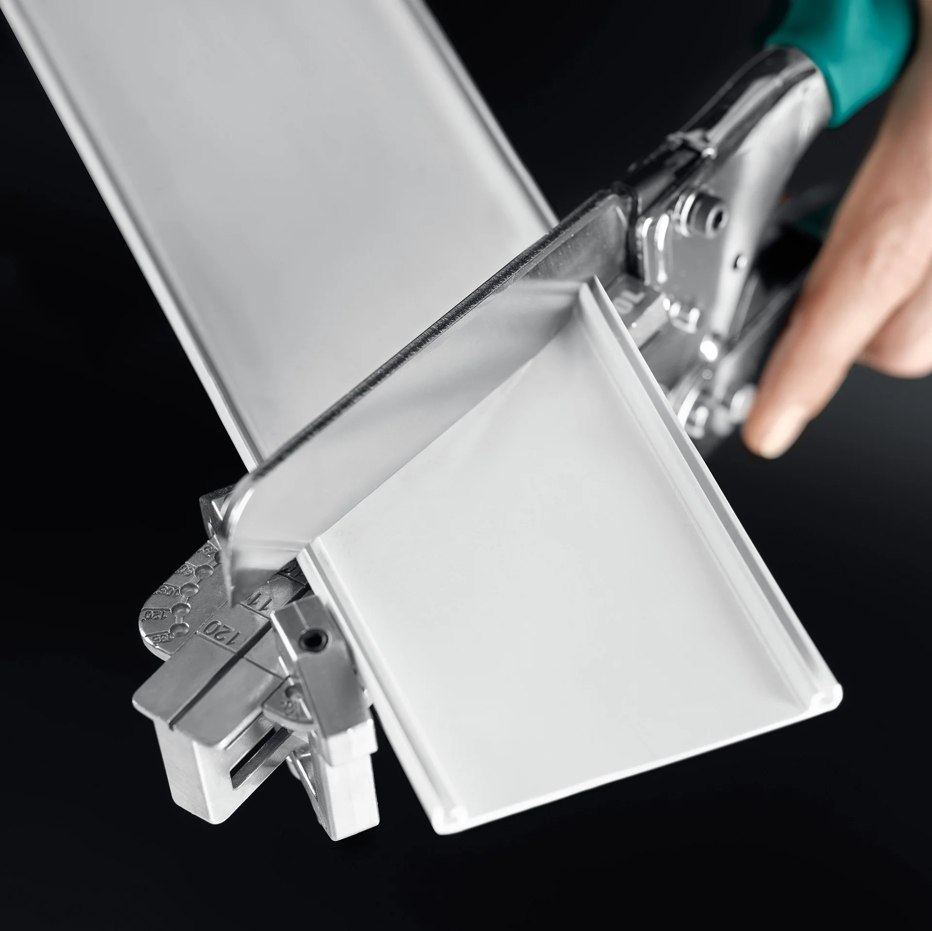 Ножницы угловые KRAFTOOL до 120 мм, Удлиненные для пластмассовых и резиновых профилей (23370)