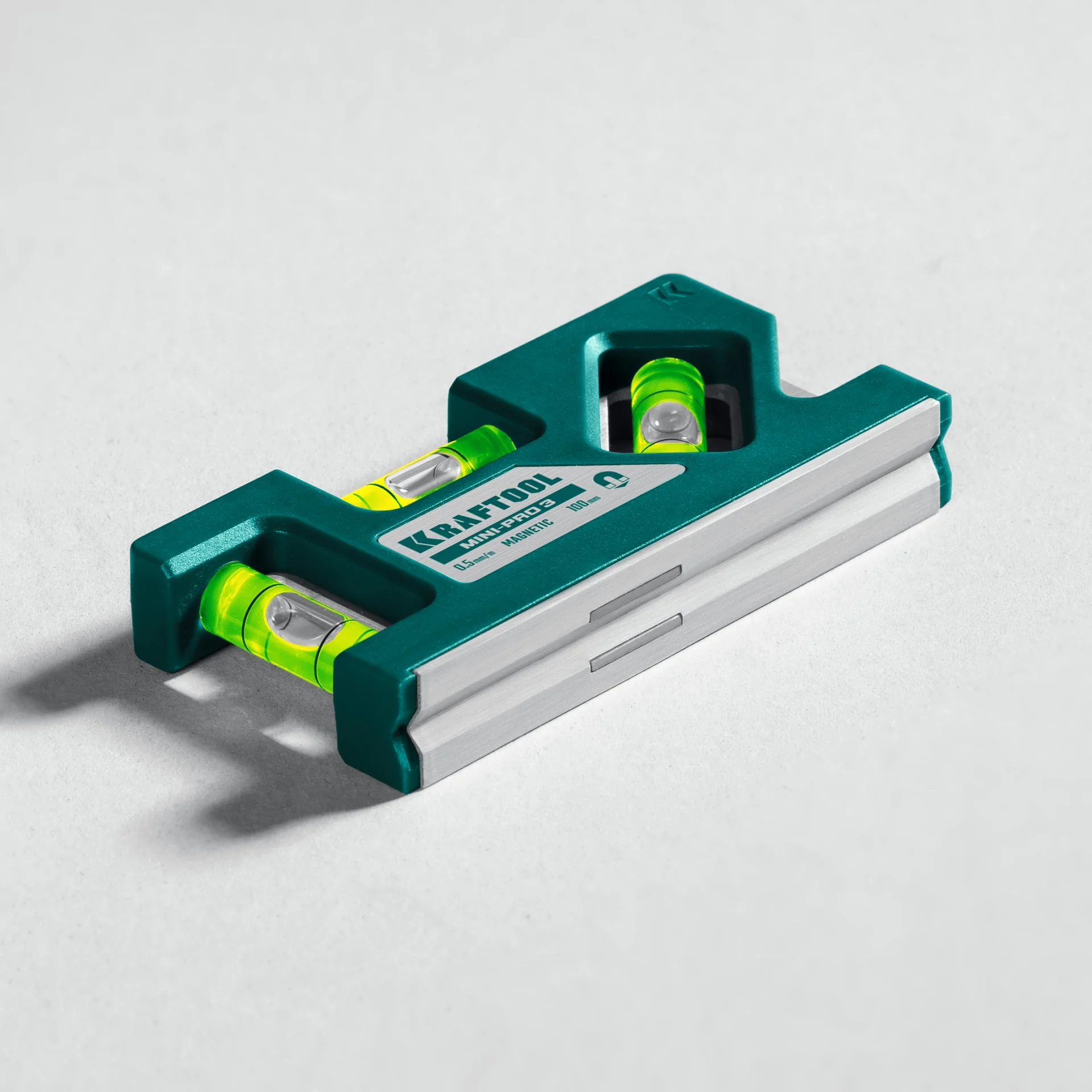 Уровень магнитный компактный KRAFTOOL 100 мм (34861-010)
