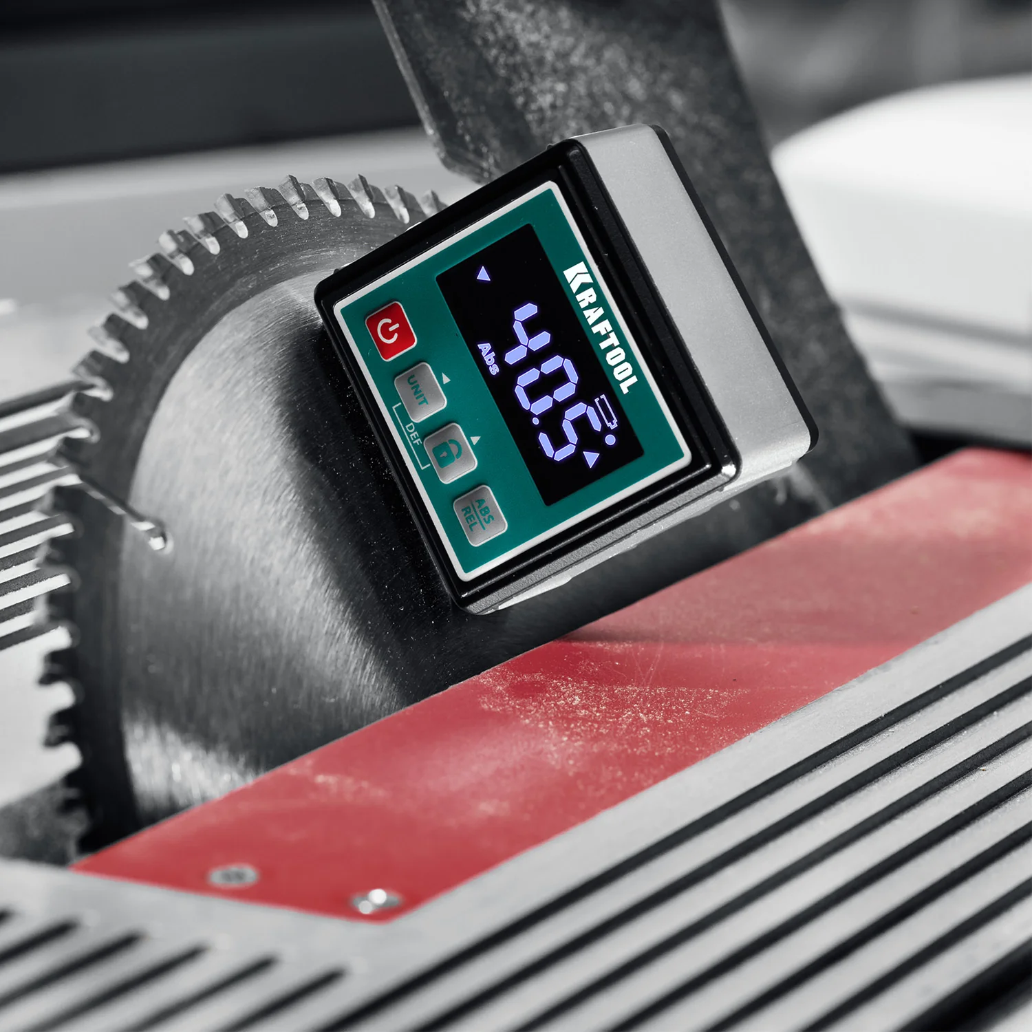 Уровень-уклономер электронный KRAFTOOL 4 х 90 С, точность 0.1 (34687)