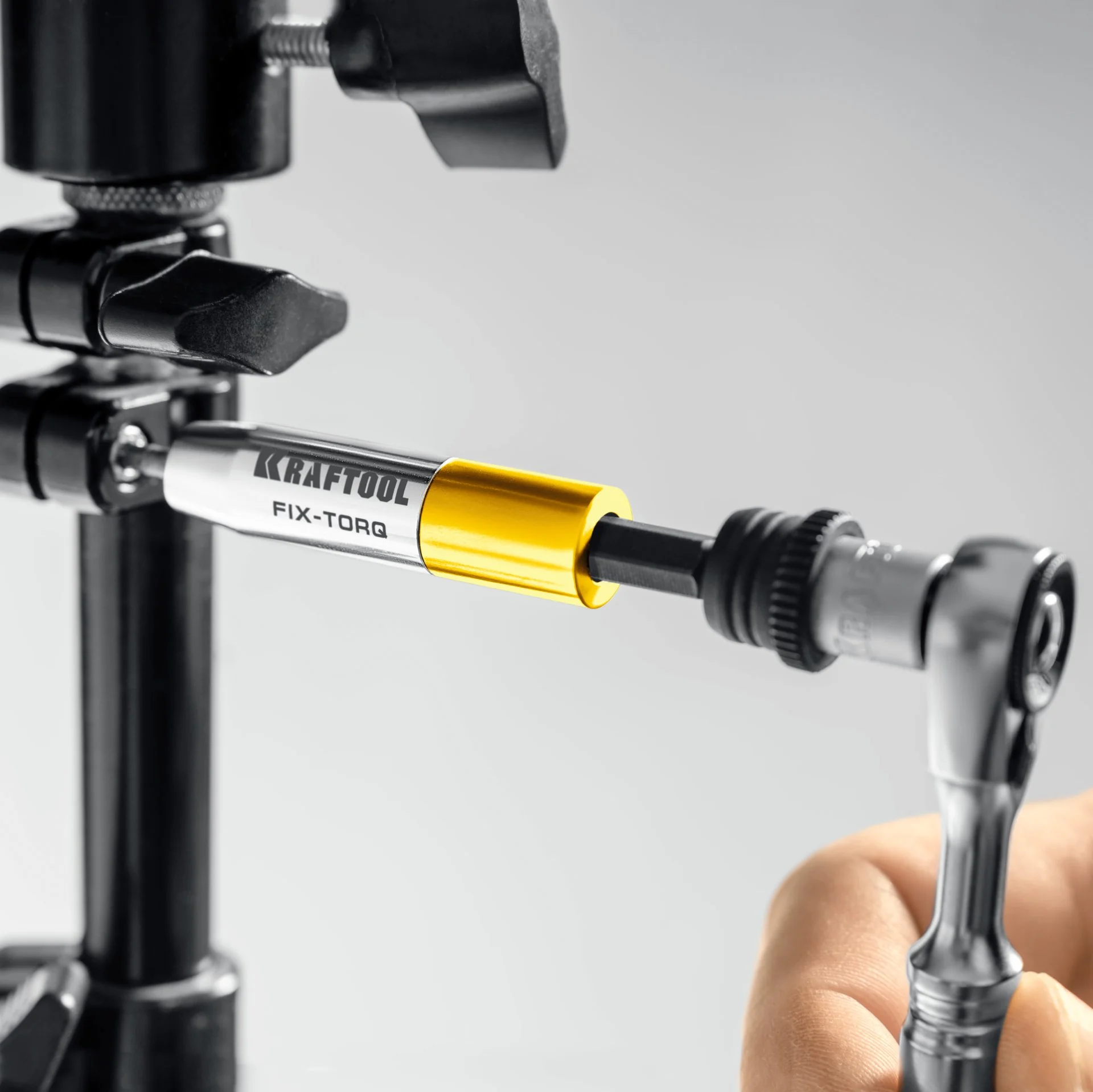 Динамометрический адаптер KRAFTOOL FIX-TORQ, 2.0 Нм, для бит (64035-2.0)