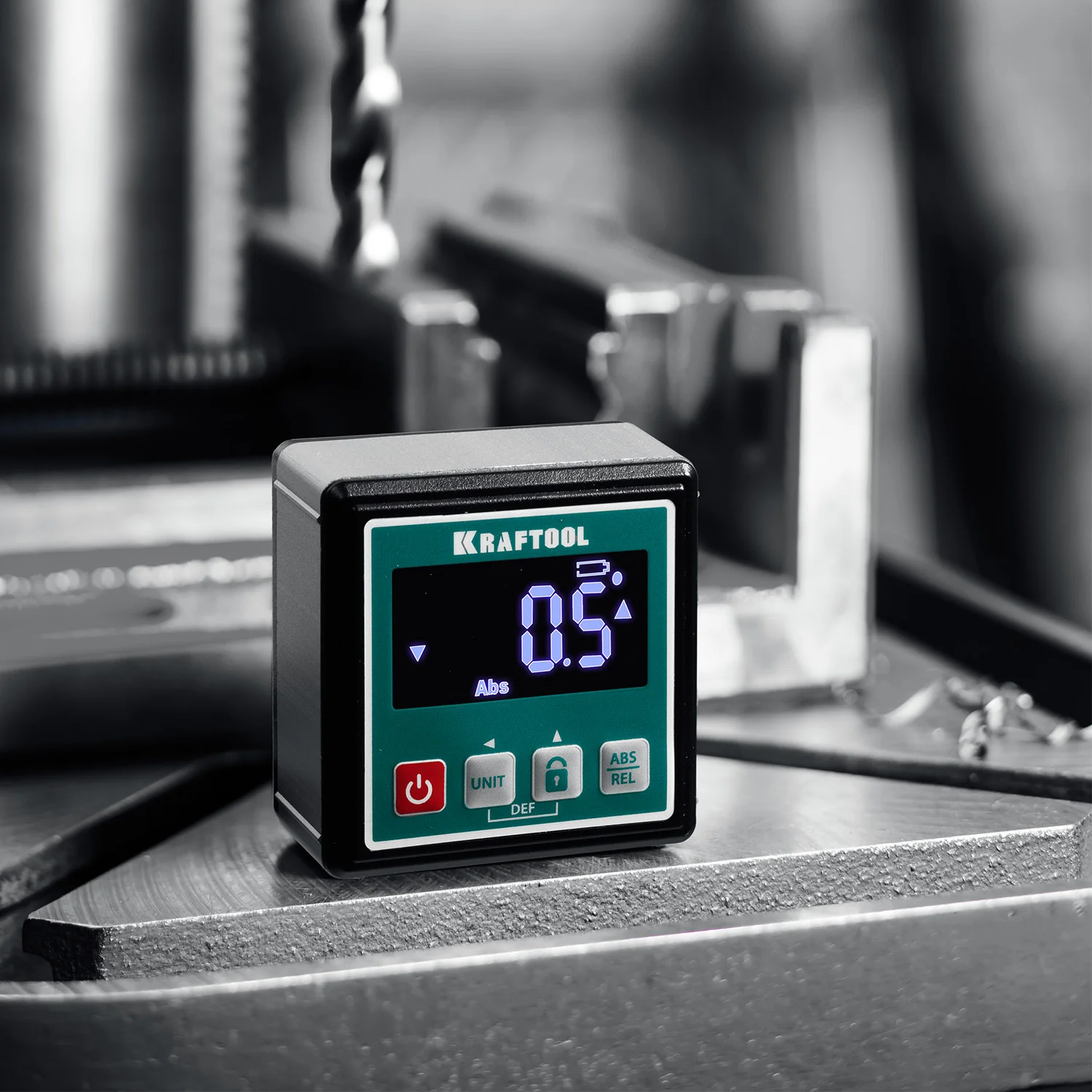 Уровень-уклономер электронный KRAFTOOL 4 х 90 С, точность 0.1 (34687)