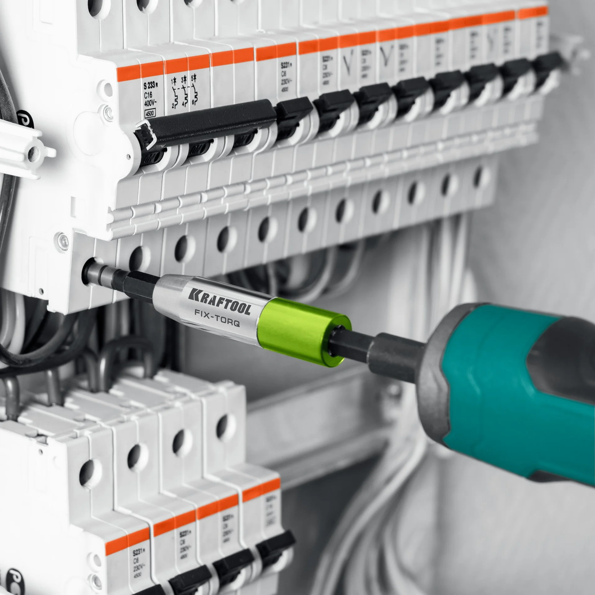 Динамометрический адаптер KRAFTOOL FIX-TORQ, 1.4 Нм, для бит (64035-1.4)