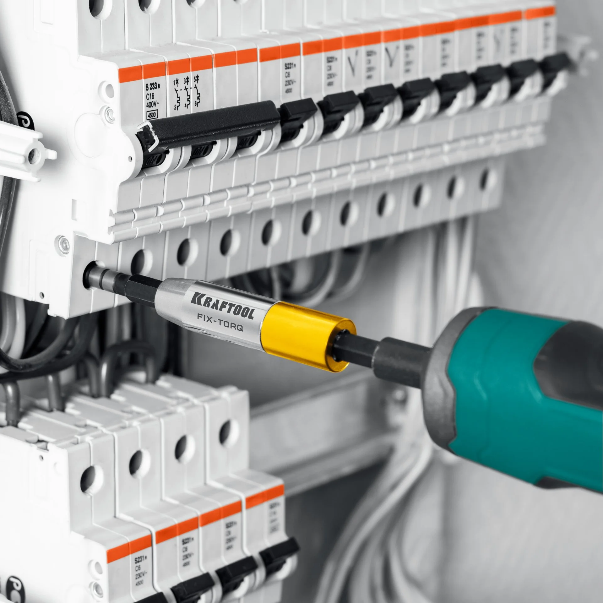 Динамометрический адаптер KRAFTOOL FIX-TORQ, 2.0 Нм, для бит (64035-2.0)