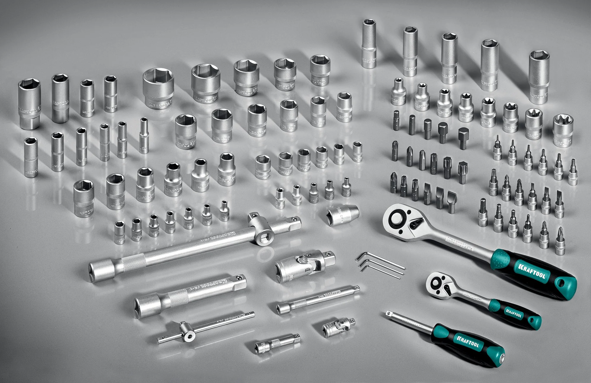 Универсальный набор инструмента KRAFTOOL X-Drive 108, 108 предм., (1/2″+3/8″+1/4″) (27888-H108)