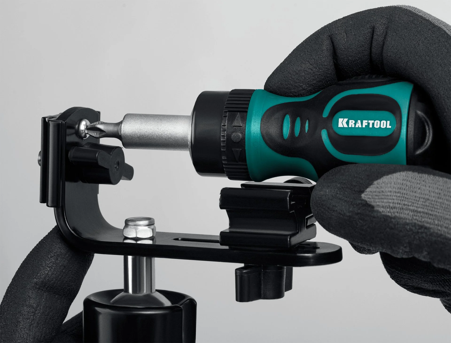 Реверсивная отвертка KRAFTOOL Kompakt-6, 6 предм., с битами (26190-H7)